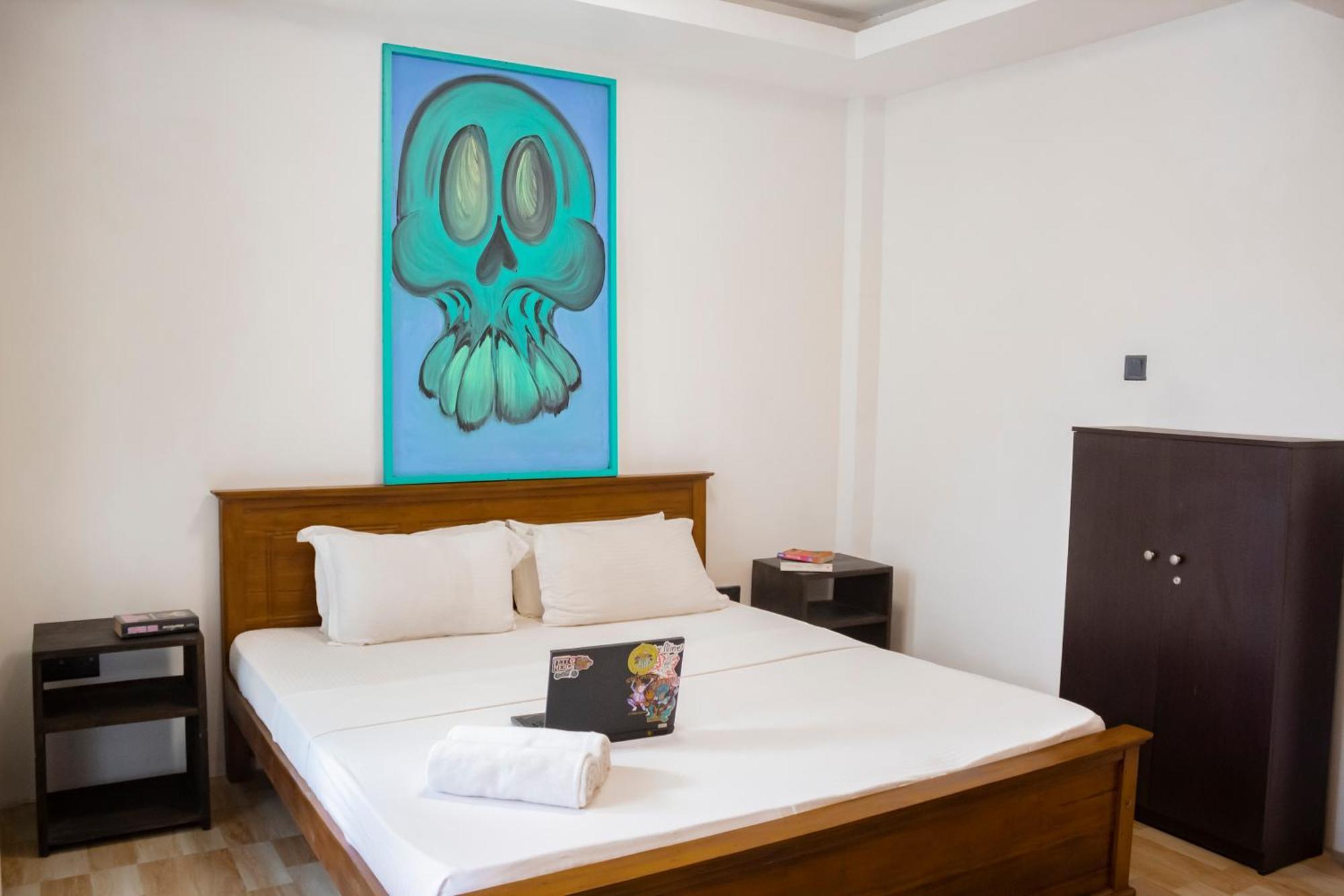 Surf & Party Weligama Hostel Ngoại thất bức ảnh