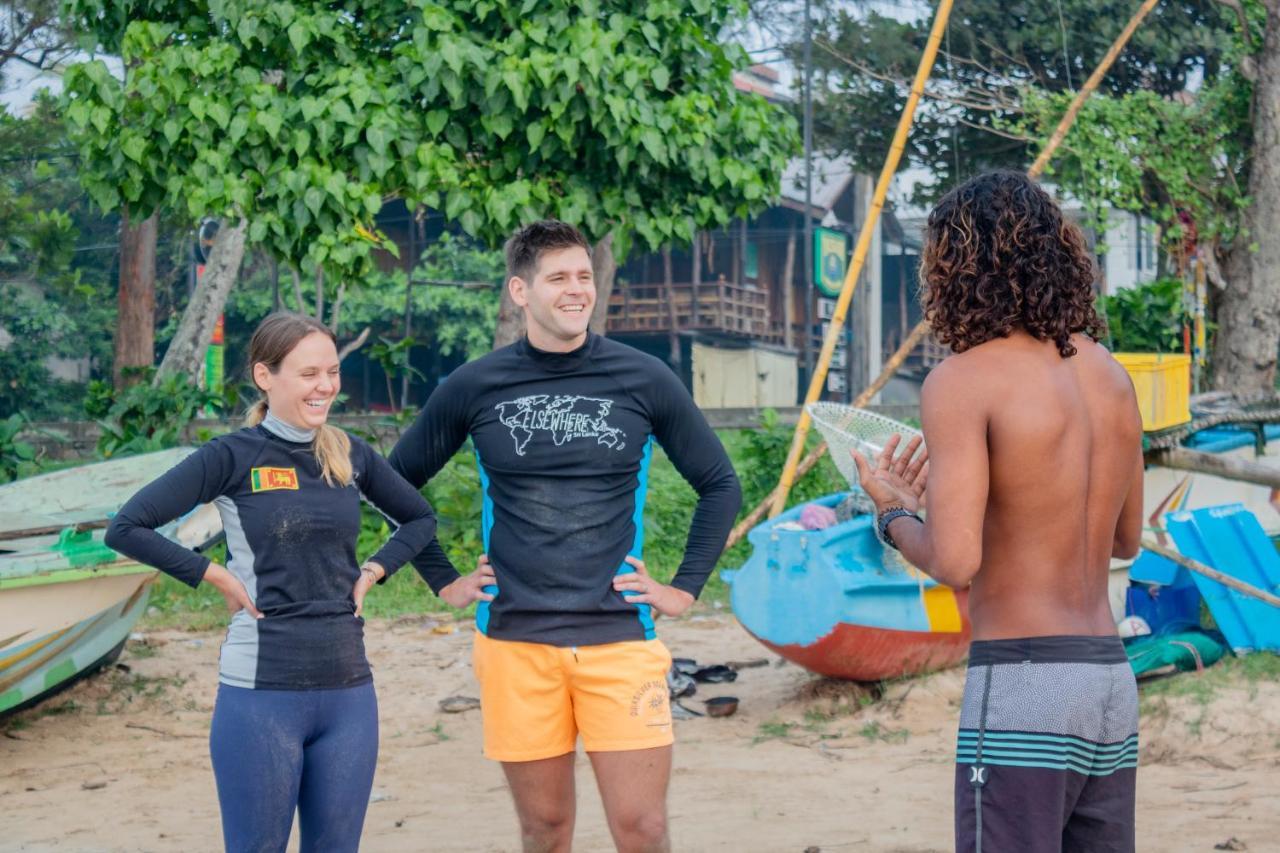 Surf & Party Weligama Hostel Ngoại thất bức ảnh
