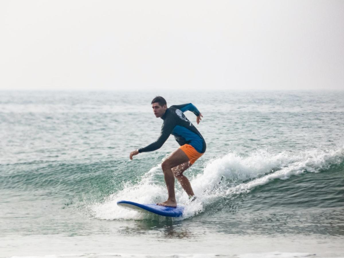 Surf & Party Weligama Hostel Ngoại thất bức ảnh