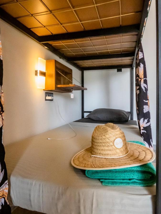 Surf & Party Weligama Hostel Ngoại thất bức ảnh